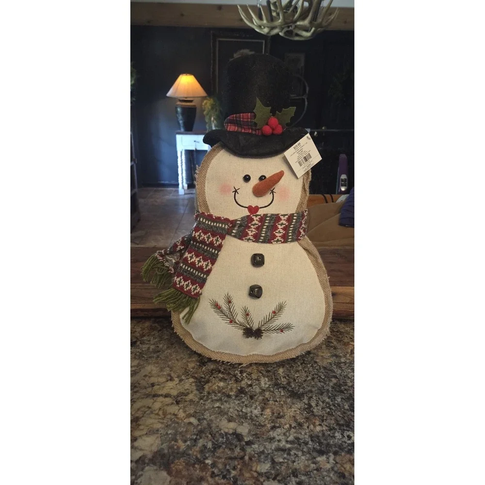Snowman Pillow, Christams, Holidays, Primitive 11x20,Hobby Lobby, MRSP 29,winter